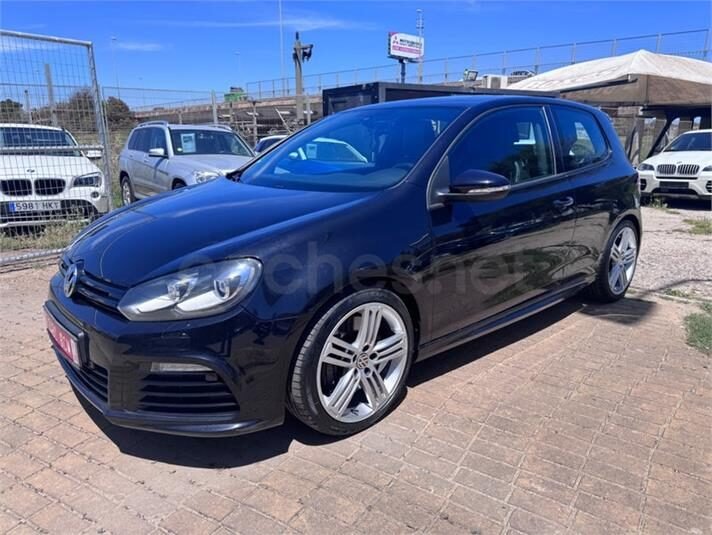 VOLKSWAGEN Golf VI 2.0 TSI DSG 4Motion R
